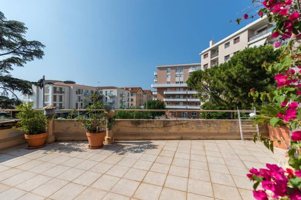 Appartement Grande Terrasse A Cote Monaco & Plage Saint-Antoine  Zewnętrze zdjęcie